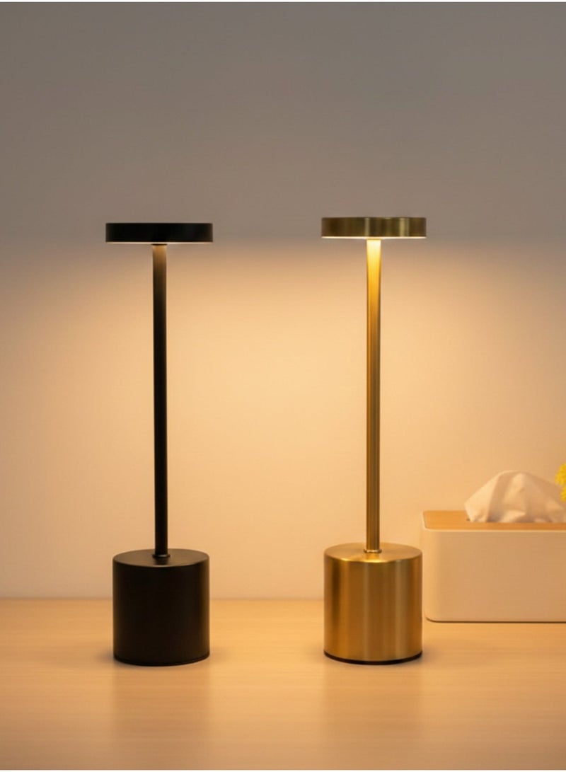 مودي مصباح طاولة عصري قابل لإعادة الشحن لاسلكي بتقنية LED، مزود بمستشعر لمس، وهيكل من الألومنيوم، و3 مستويات سطوع، ومنفذ شحن USB-C، ومصباح جانبي معدني محمول بقوة 3000 كلفن - أسود وذهبي - Image 1